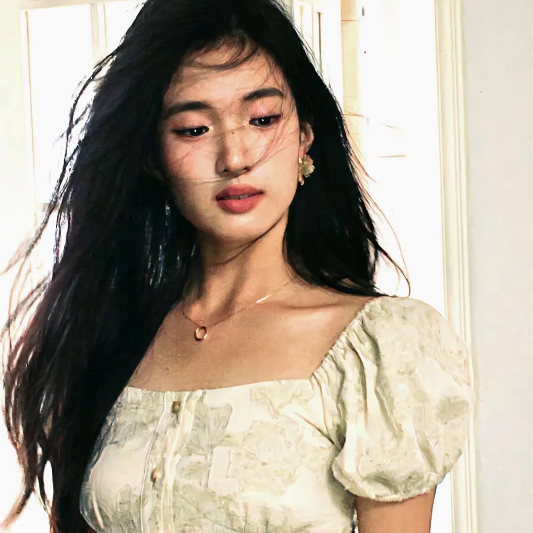 不一样的夏天 封面